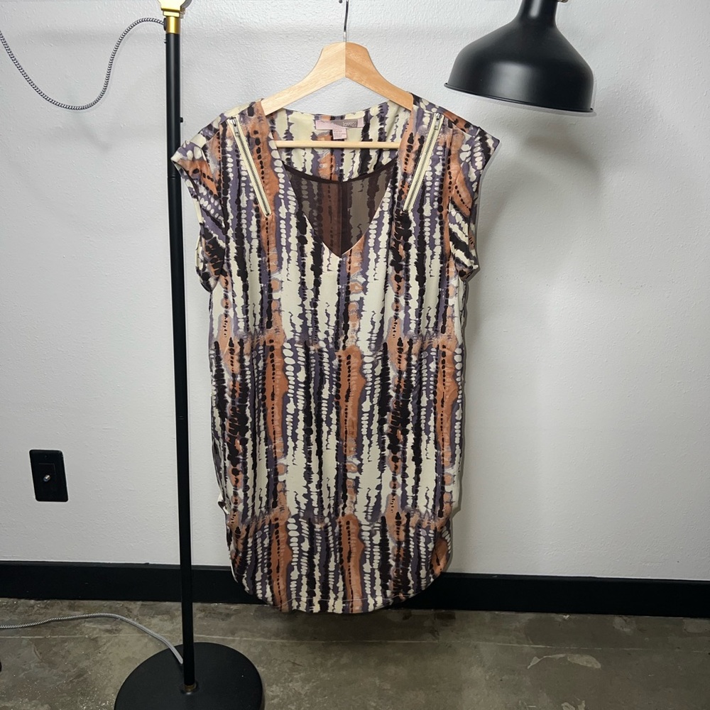 ‘LOVE21’ dress